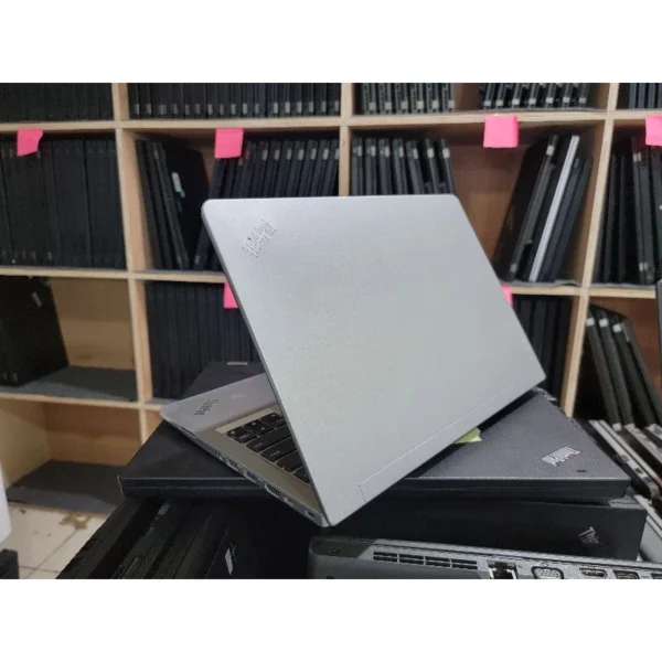 LAPTOP LENOVO THINKPAD 13 CORE I5 7200-RAM 8GB-SSD 128GB-WIN 10 PRO