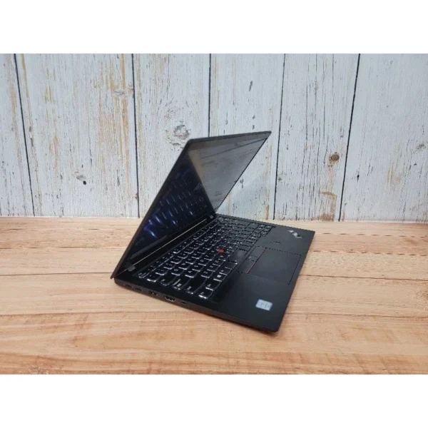LAPTOP LENOVO THINKPAD X1 CARBON I5 GEN6-RAM 8GB-SSD 256GB-15 INCH