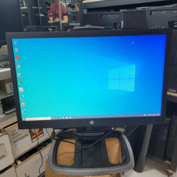 MONITOR LED HP 22INCHI TANPA KAKI MULUS NGGA ADA MINUS